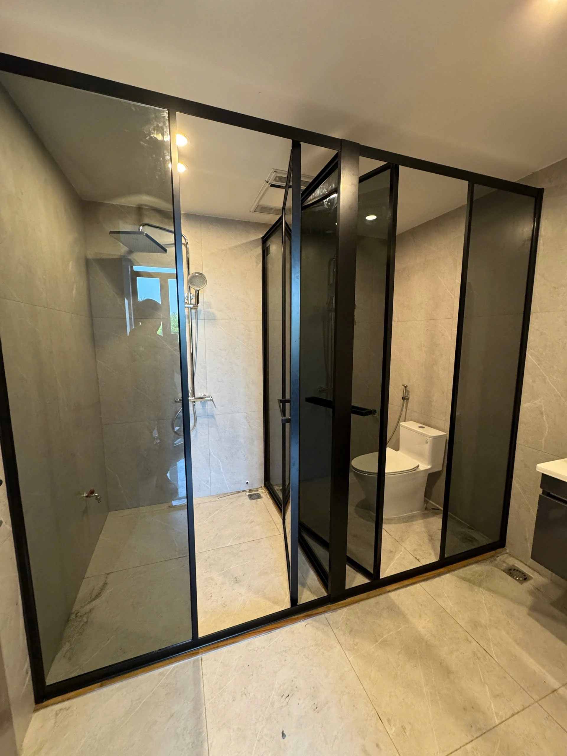 🚿 Cabin tắm kính Keyler KL5030T chữ T – Sang trọng & tiện nghi cho không gian phòng tắm hiện đại